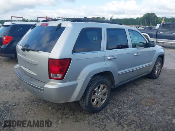 2009 Jeep Grand Cherokee Limited с VIN 1J8HR58P89C545102, выставлен на аукционе IAAI как лот 42421008 с пробегом 123 406 миль миль и . История ставок и продаж доступна на DreamBid. Изображение 4.