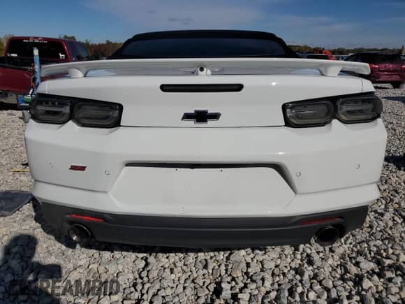 2024 Chevrolet Camaro 2SS z VIN 1G1FH3D73R0115922, wystawiony jako Copart lot #75877344 z przebiegiem 4 734 mil mil oraz Szkoda całkowita • Salvage title. Historia ofert i sprzedaży dostępna na DreamBid. Obrazek 6.