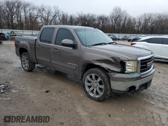 2007 GMC Sierra 1500 SLT с VIN 2GTEC130271685504, выставлен на аукционе Copart как лот 42114375 с пробегом 182 997 миль миль и Списание • Salvage title. История ставок и продаж доступна на DreamBid. Изображение 4.