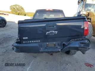 2015 Chevrolet Silverado 1500 LS z VIN 1GCVKPEC6FZ345338, wystawiony jako Copart lot #82358965 z przebiegiem Nie podano mil oraz Nie do naprawy • Non repairable. Historia ofert i sprzedaży dostępna na DreamBid. Obrazek 6.