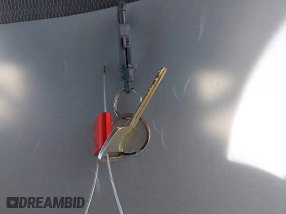 2005 Toyota Camry STD with VIN 4T1BE32K15U989898, listed as a IAAI auction lot 42880938 with 210,464 mi miles and . Bid and sale history available at DreamBid. Image 11.