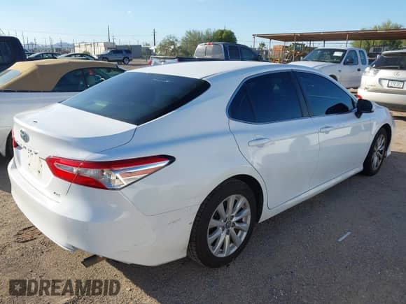 2018 Toyota Camry SE с VIN 4T1B11HK2JU544281, выставлен на аукционе IAAI как лот 43468869 с пробегом 442 782 миль миль и . История ставок и продаж доступна на DreamBid. Изображение 4.