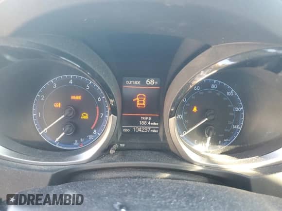 2016 Toyota Corolla L z VIN 2T1BURHEXGC493963, wystawiony jako Copart lot #87256505 z przebiegiem 104 237 mil mil oraz Szkoda całkowita • Salvage title. Historia ofert i sprzedaży dostępna na DreamBid. Obrazek 9.