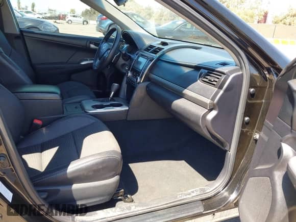 2012 Toyota Camry L с VIN 4T1BF1FK1CU202389, выставлен на аукционе IAAI как лот 42989613 с пробегом 109 010 миль миль и . История ставок и продаж доступна на DreamBid. Изображение 5.
