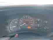 2002 Chevrolet Silverado 1500 LS с VIN 2GCEC19V721217537, выставлен на аукционе IAAI как лот 43465243 с пробегом 210 767 миль миль и . История ставок и продаж доступна на DreamBid. Изображение 7.