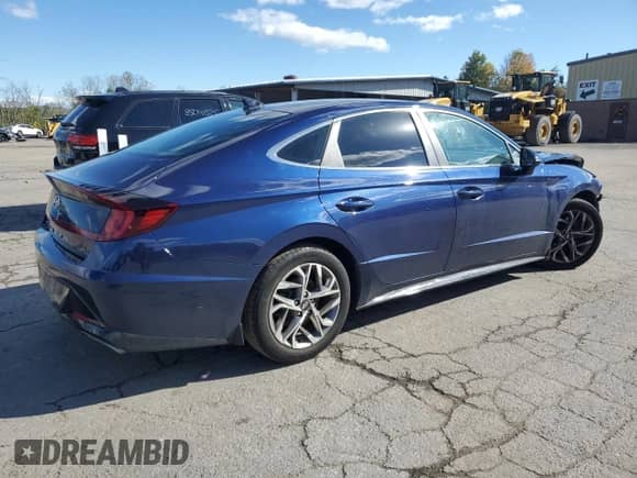 2021 Hyundai Sonata SEL with VIN 5NPEL4JAXMH092075, listed as a Copart auction lot 85869625 with 47,904 mi miles and Salvage title. Bid and sale history available at DreamBid. Image 3.