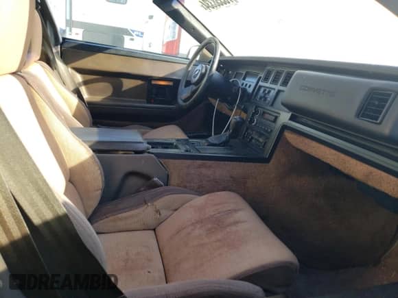 1984 Chevrolet Corvette с VIN 1G1AY0780E5106525, выставлен на аукционе Copart как лот 75558334 с пробегом 94 287 миль миль и Чистый • Clean title. История ставок и продаж доступна на DreamBid. Изображение 10.