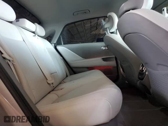 2023 Hyundai Ioniq 6 SEL z VIN KMHM34AA8PA053102, wystawiony jako Copart lot #66253384 z przebiegiem 10 485 mil mil oraz Szkoda całkowita • Salvage title. Historia ofert i sprzedaży dostępna na DreamBid. Obrazek 10.
