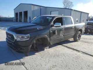 2021 Ram 1500 Limited z VIN 1C6SRFHMXMN790741, wystawiony jako Copart lot #48287604 z przebiegiem 151 202 mil mil oraz Szkoda całkowita • Salvage title. Historia ofert i sprzedaży dostępna na DreamBid. Obrazek 1.