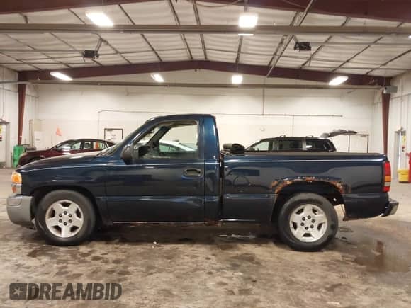 2007 GMC Sierra 1500 Work Truck с VIN 3GTEC14X57G225420, выставлен на аукционе IAAI как лот 42628210 с пробегом 171 649 миль миль и . История ставок и продаж доступна на DreamBid. Изображение 15.
