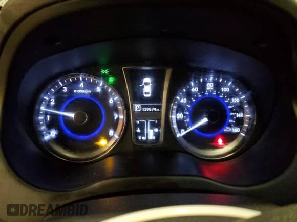 2012 Hyundai Azera с VIN KMHFG4JGXCA155724, выставлен на аукционе Copart как лот 85109044 с пробегом 139 574 миль миль и Списание • Salvage title. История ставок и продаж доступна на DreamBid. Изображение 9.