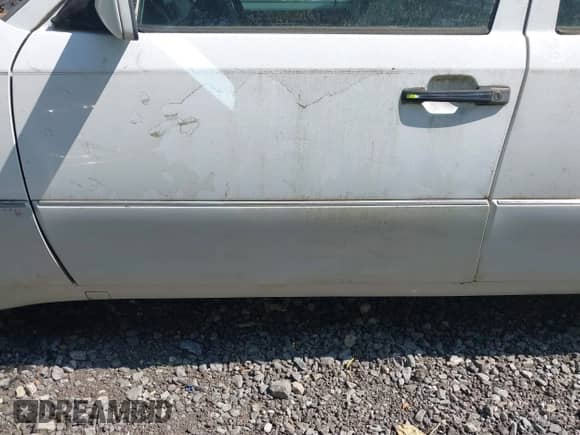 1993 Mercedes-Benz 300 с VIN WDBEA28E3PB884995, выставлен на аукционе IAAI как лот 42808650 с пробегом 236 474 миль миль и . История ставок и продаж доступна на DreamBid. Изображение 6.