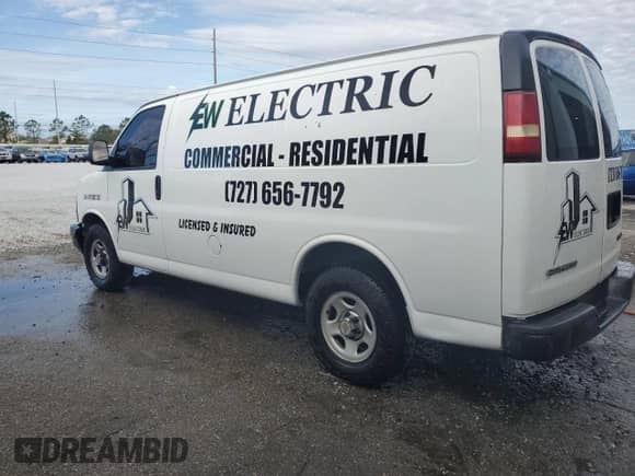 2004 Chevrolet Express Cargo с VIN 1GCFG15X841191765, выставлен на аукционе Copart как лот 86282294 с пробегом 230 571 миль миль и На запчасти • Non repairable. История ставок и продаж доступна на DreamBid. Изображение 2.
