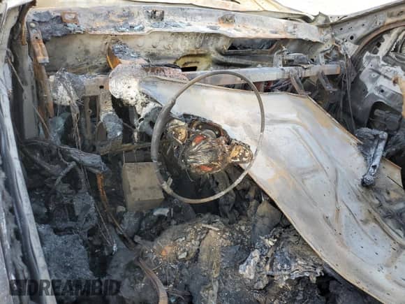 2020 Chevrolet Traverse LS с VIN 1GNERFKW3LJ141814, выставлен на аукционе Copart как лот 53503555 с пробегом Не указан миль и На запчасти • Non repairable. История ставок и продаж доступна на DreamBid. Изображение 8.