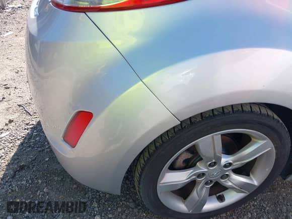 2012 Hyundai Veloster w/Black Int с VIN KMHTC6AD4CU021595, выставлен на аукционе IAAI как лот 42004371 с пробегом 149 637 миль миль и . История ставок и продаж доступна на DreamBid. Изображение 14.