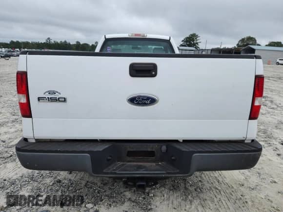 2005 Ford F-150 XL z VIN 1FTRF12W35NB38493, wystawiony jako Copart lot #84461005 z przebiegiem 142 706 mil mil oraz Szkoda całkowita • Salvage title. Historia ofert i sprzedaży dostępna na DreamBid. Obrazek 6.