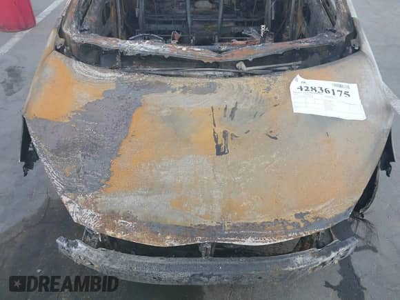 2014 Toyota Prius One with VIN JTDKDTB32E1061289, listed as a IAAI auction lot 42836175 with Not provided miles and . Bid and sale history available at DreamBid. Image 10.