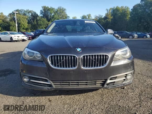 2015 BMW 5 Series 528i xDrive с VIN WBA5A7C50FD621062, выставлен на аукционе Copart как лот 71746375 с пробегом 85 756 миль миль и Чистый • Clean title. История ставок и продаж доступна на DreamBid. Изображение 5.