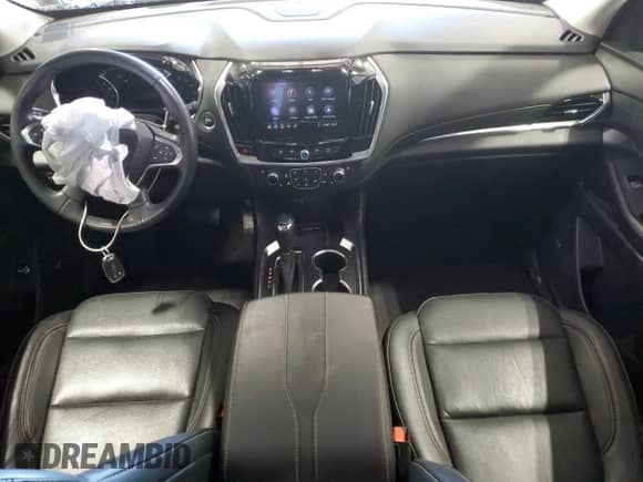 2020 Chevrolet Traverse Premier с VIN 1GNEVKKWXLJ114694, выставлен на аукционе Copart как лот 84733165 с пробегом 49 729 миль миль и Списание • Salvage title. История ставок и продаж доступна на DreamBid. Изображение 8.