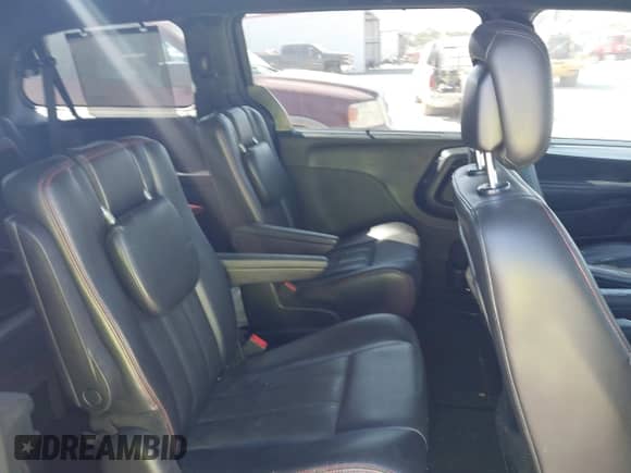 2012 Dodge Grand Caravan R/T z VIN 2C4RDGEG0CR385791, wystawiony jako IAAI lot #43438671 z przebiegiem 128 592 mil mil oraz . Historia ofert i sprzedaży dostępna na DreamBid. Obrazek 8.