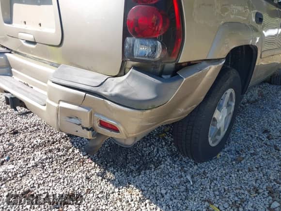 2006 Chevrolet TrailBlazer LT с VIN 1GNDS13S262295072, выставлен на аукционе IAAI как лот 43305247 с пробегом 160 186 миль миль и . История ставок и продаж доступна на DreamBid. Изображение 13.