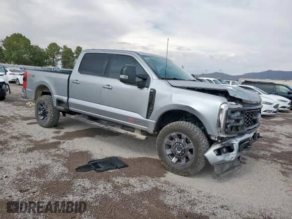 2024 Ford F-250 XL с VIN 1FT8W2BM1REF53141, выставлен на аукционе Copart как лот 64477395 с пробегом 3 843 миль миль и Чистый • Clean title. История ставок и продаж доступна на DreamBid. Изображение 4.