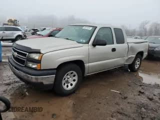2007 Chevrolet Silverado 1500 LT1 with VIN 1GCEC19X27Z116311, listed as a Copart auction lot 83616394 with 47,399 mi miles and Salvage title. Bid and sale history available at DreamBid. Image 1.