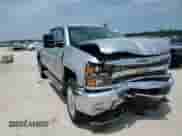 2019 Chevrolet Silverado 2500HD Work Truck z VIN 1GC1KREG9KF155249, wystawiony jako Copart lot #64574945 z przebiegiem 125 038 mil mil oraz Szkoda całkowita • Salvage title. Historia ofert i sprzedaży dostępna na DreamBid. Obrazek 13.