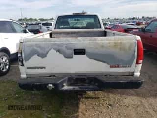 1999 Chevrolet Silverado 2500 with VIN 1GCGC24R4XF074183, listed as a Copart auction lot 51210644 with 158,546 mi miles and Salvage title. Bid and sale history available at DreamBid. Image 6.