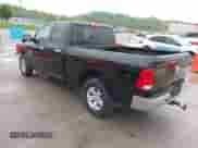 2020 Ram 1500 Tradesman z VIN 1C6RR6FG6LS116923, wystawiony jako IAAI lot #42120567 z przebiegiem 103 298 mil mil oraz . Historia ofert i sprzedaży dostępna na DreamBid. Obrazek 3.