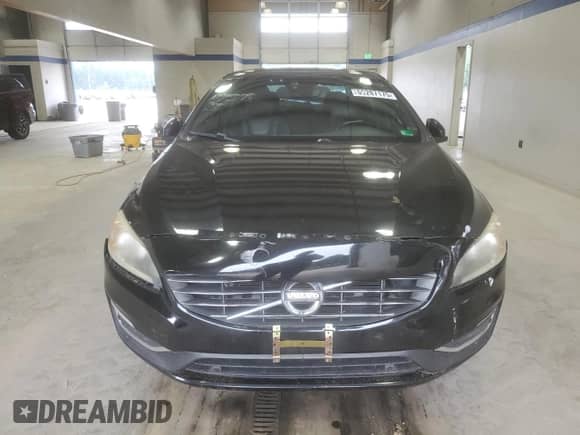 2015 Volvo S60 T6 Drive-E with VIN YV149MFK2F2351331, listed as a Copart auction lot 69287175 with 126,628 mi miles and Salvage title. Bid and sale history available at DreamBid. Image 5.