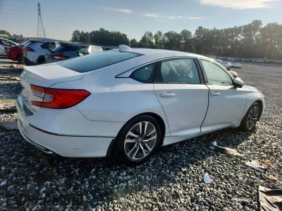 2019 Honda Accord EX z VIN 1HGCV3F47KA012042, wystawiony jako Copart lot #65433645 z przebiegiem 195 615 mil mil oraz Szkoda całkowita • Salvage title. Historia ofert i sprzedaży dostępna na DreamBid. Obrazek 3.