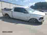 2019 Ram 1500 SLT z VIN 1C6RR6TT9KS572141, wystawiony jako Copart lot #81098685 z przebiegiem 128 990 mil mil oraz Szkoda całkowita • Salvage title. Historia ofert i sprzedaży dostępna na DreamBid. Obrazek 4.