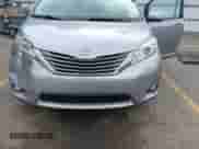 2014 Toyota Sienna XLE с VIN 5TDYK3DC3ES445310, выставлен на аукционе IAAI как лот 42749399 с пробегом 193 206 миль миль и . История ставок и продаж доступна на DreamBid. Изображение 6.