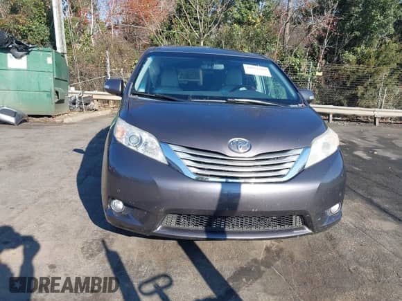 2013 Toyota Sienna XLE AAS with VIN 5TDYK3DC4DS338782, listed as a IAAI auction lot 40951306 with 149,428 mi miles and . Bid and sale history available at DreamBid. Image 12.