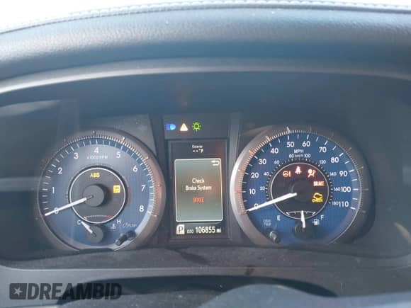 2017 Toyota Sienna XLE Auto Access Seat z VIN 5TDYZ3DC3HS880828, wystawiony jako IAAI lot #41609436 z przebiegiem 106 855 mil mil oraz . Historia ofert i sprzedaży dostępna na DreamBid. Obrazek 7.