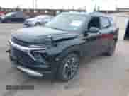 2025 Chevrolet TrailBlazer LT с VIN KL79MPSP2SB128324, выставлен на аукционе IAAI как лот 43217681 с пробегом 23 056 миль миль и . История ставок и продаж доступна на DreamBid. Изображение 2.