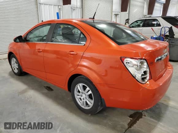 2013 Chevrolet Sonic LT с VIN 1G1JC5SB4D4227609, выставлен на аукционе Copart как лот 72407184 с пробегом 38 172 миль миль и Списание • Salvage title. История ставок и продаж доступна на DreamBid. Изображение 2.