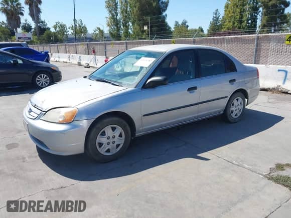2001 Honda Civic с VIN JHMES16241S001865, выставлен на аукционе IAAI как лот 43121352 с пробегом 212 250 миль миль и . История ставок и продаж доступна на DreamBid. Изображение 2.