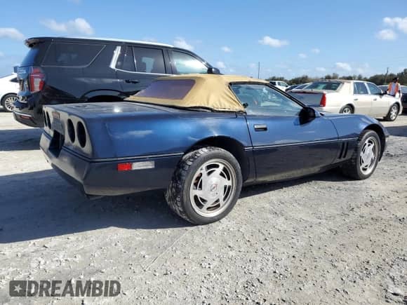 1989 Chevrolet Corvette с VIN 1G1YY3182K5122469, выставлен на аукционе Copart как лот 78359604 с пробегом Не указан миль и Списание • Salvage title. История ставок и продаж доступна на DreamBid. Изображение 3.