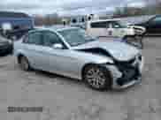 2006 BMW 3 Series 325xi with VIN WBAVD13576KV06801, listed as a Copart auction lot 52862725 with 201,339 mi miles and Non repairable. Bid and sale history available at DreamBid. Image 4.