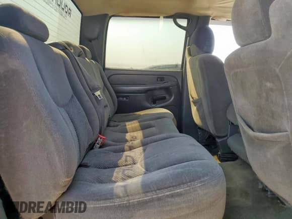 2007 Chevrolet Silverado 1500 LS with VIN 2GCEC13V471134390, listed as a Copart auction lot 80906535 with 256,061 mi miles and Salvage title. Bid and sale history available at DreamBid. Image 10.
