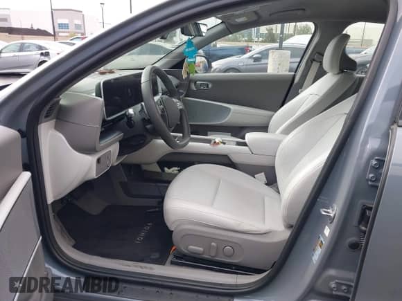 2024 Hyundai Ioniq 6 SEL with VIN KMHM34AA8RA061977, listed as a IAAI auction lot 41851674 with 8,907 mi miles and . Bid and sale history available at DreamBid. Image 5.