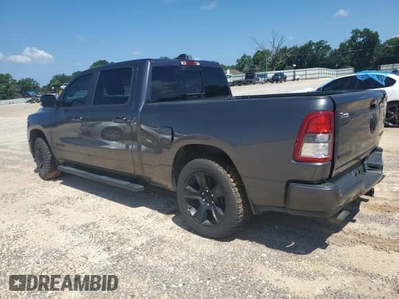 2020 Ram 1500 Big Horn с VIN 1C6SRFMT5LN337591, выставлен на аукционе Copart как лот 66810675 с пробегом 82 993 миль миль и На запчасти • Non repairable. История ставок и продаж доступна на DreamBid. Изображение 2.