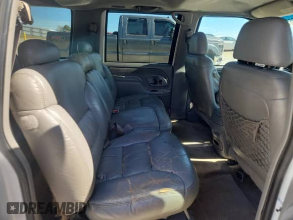 1999 Chevrolet Suburban с VIN 3GNFK16R5XG149629, выставлен на аукционе Copart как лот 90065225 с пробегом 404 104 миль миль и Списание • Salvage title. История ставок и продаж доступна на DreamBid. Изображение 11.