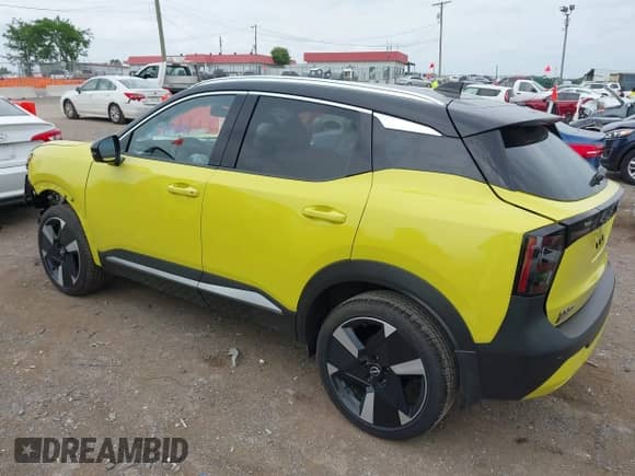 2025 Nissan Kicks SR with VIN 3N8AP6DC9SL350020, listed as a IAAI auction lot 42290424 with 1,145 mi miles and . Bid and sale history available at DreamBid. Image 3.