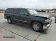 2005 Chevrolet Suburban LS z VIN 3GNEC16Z45G192705, wystawiony jako Copart lot #79030794 z przebiegiem 260 312 mil mil oraz Szkoda całkowita • Salvage title. Historia ofert i sprzedaży dostępna na DreamBid. Obrazek 4.