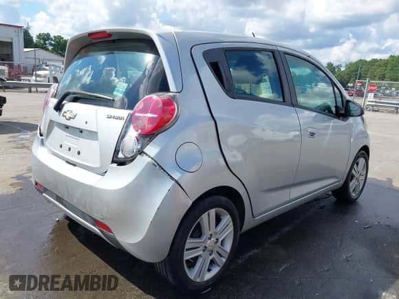 2013 Chevrolet Spark LS с VIN KL8CB6S92DC605320, выставлен на аукционе IAAI как лот 42633566 с пробегом 102 743 миль миль и . История ставок и продаж доступна на DreamBid. Изображение 4.