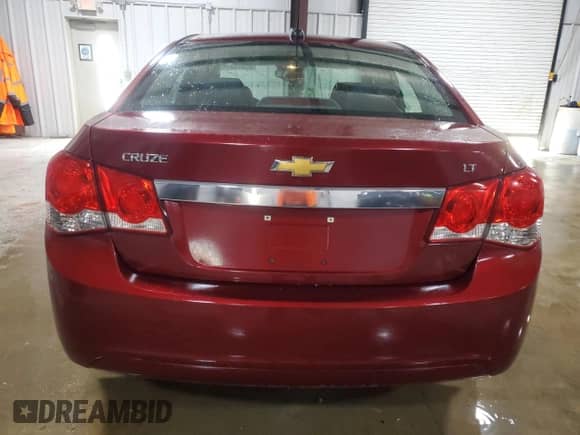 2015 Chevrolet Cruze LT z VIN 1G1PC5SB5F7282534, wystawiony jako Copart lot #87204815 z przebiegiem 100 085 mil mil oraz Szkoda całkowita • Salvage title. Historia ofert i sprzedaży dostępna na DreamBid. Obrazek 6.