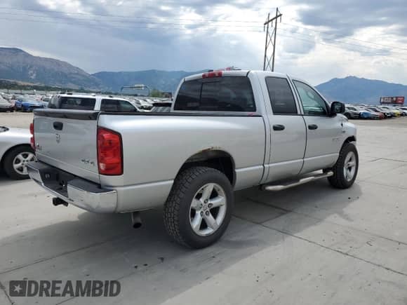 2008 Dodge 1500 ST z VIN 1D7HU18238J226774, wystawiony jako Copart lot #64629585 z przebiegiem 214 586 mil mil oraz Szkoda całkowita • Salvage title. Historia ofert i sprzedaży dostępna na DreamBid. Obrazek 3.